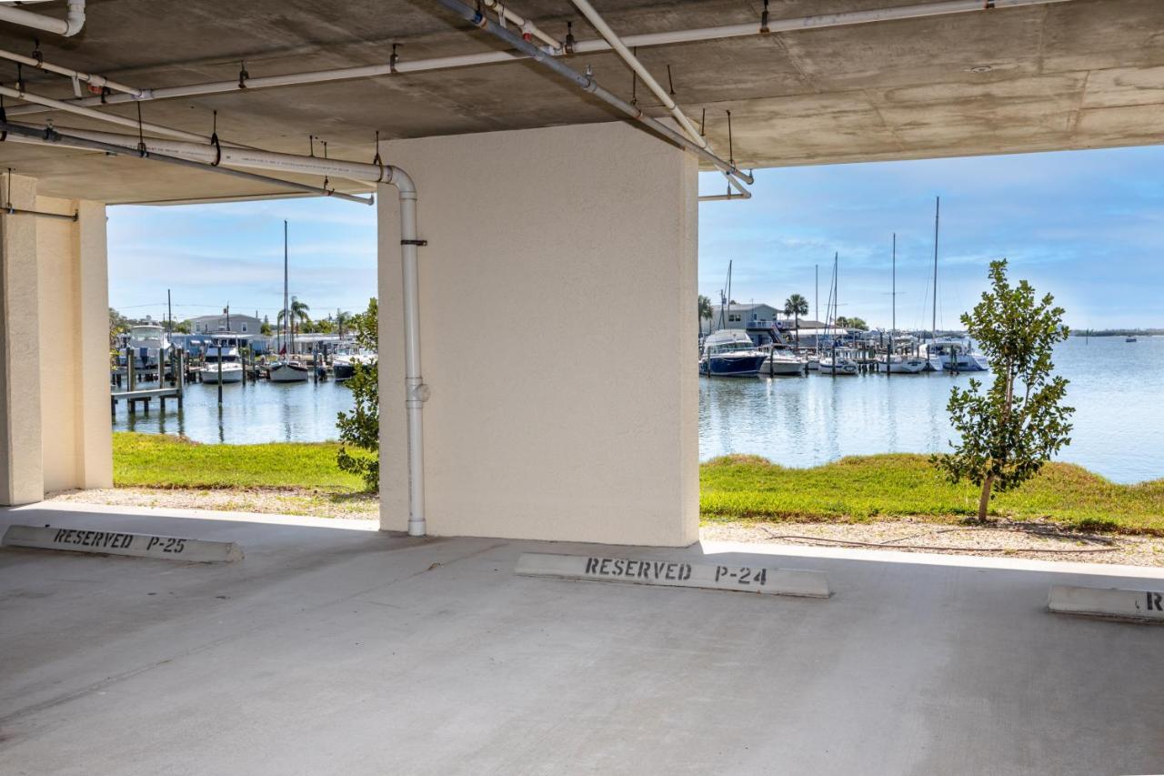 Elegant Waterfront Place For Two/Boca Ciega Resort 圣彼得堡 外观 照片