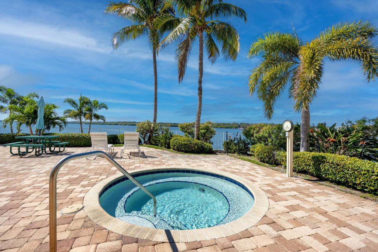 Elegant Waterfront Place For Two/Boca Ciega Resort 圣彼得堡 外观 照片